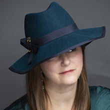 Load image into Gallery viewer, Greta