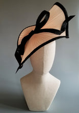 Load image into Gallery viewer, Vera